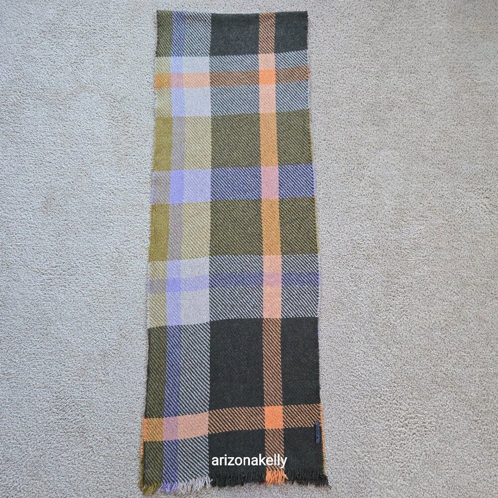 NWOT Oska Wool Scarf